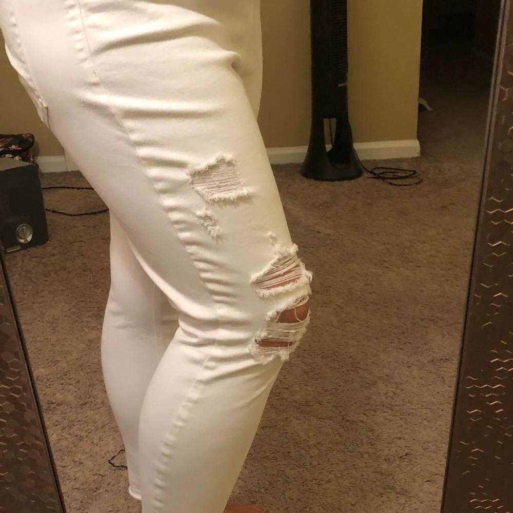 Old Navy disstressed Rockstar Skinny Jeans
